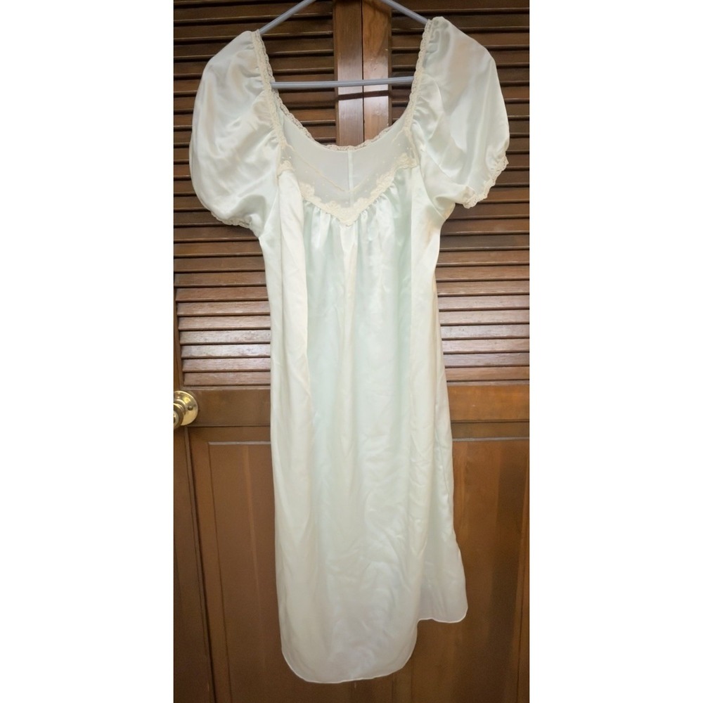 Vintage 60s 70s Olga Nightgown M Ivory Lace Puff Sleeve Maxi Gown USA 965